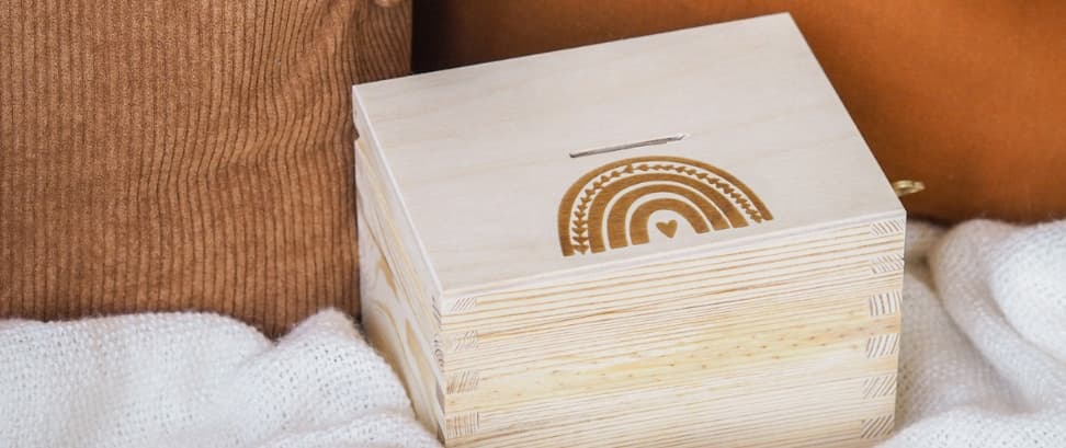 lesene-skrinjice-za-denar